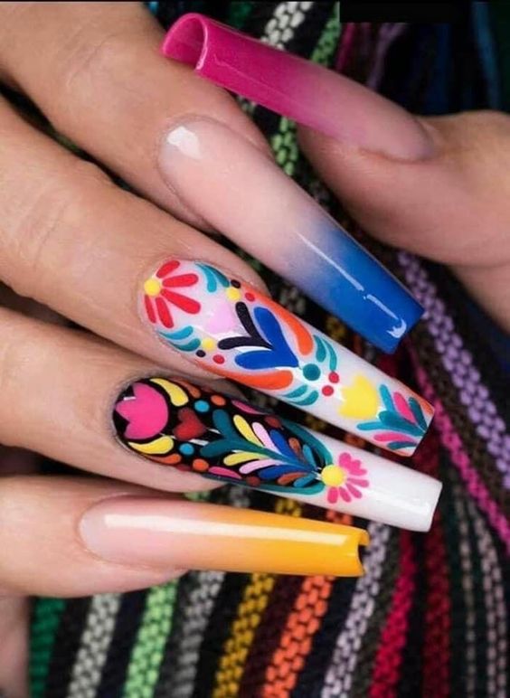 Uñas con diseños mexicanos ;20 Ideas para darle a tus uñas un estilo mexicano y lleno de color