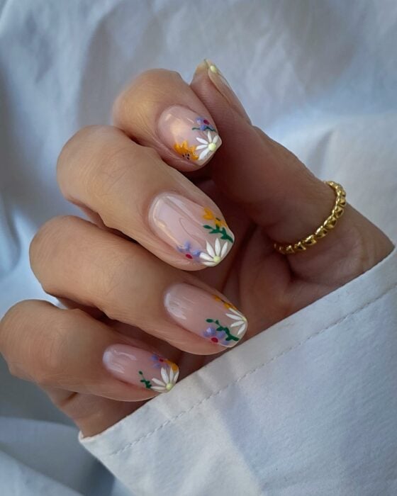 Manicura floral