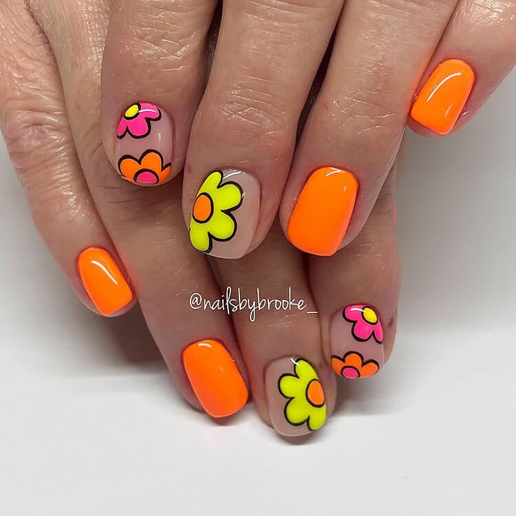 Uñas De Flores De Neón