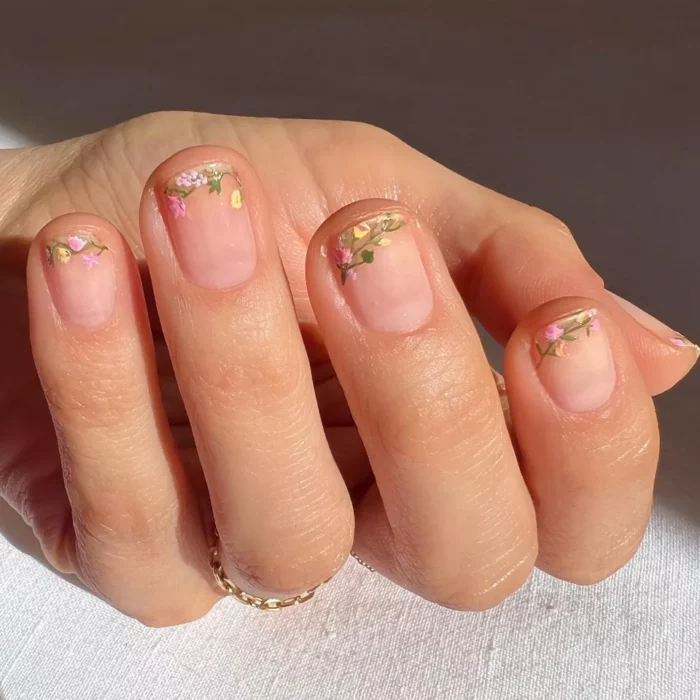 Manicura floral