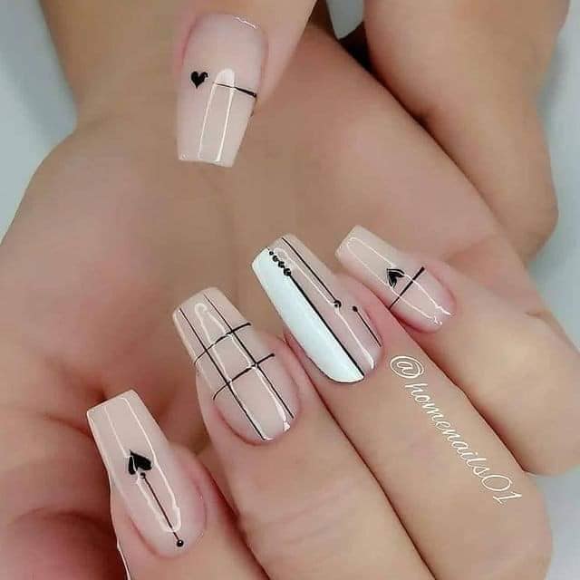 1 TOP 1 Elegant pink nails with heart lines and dots