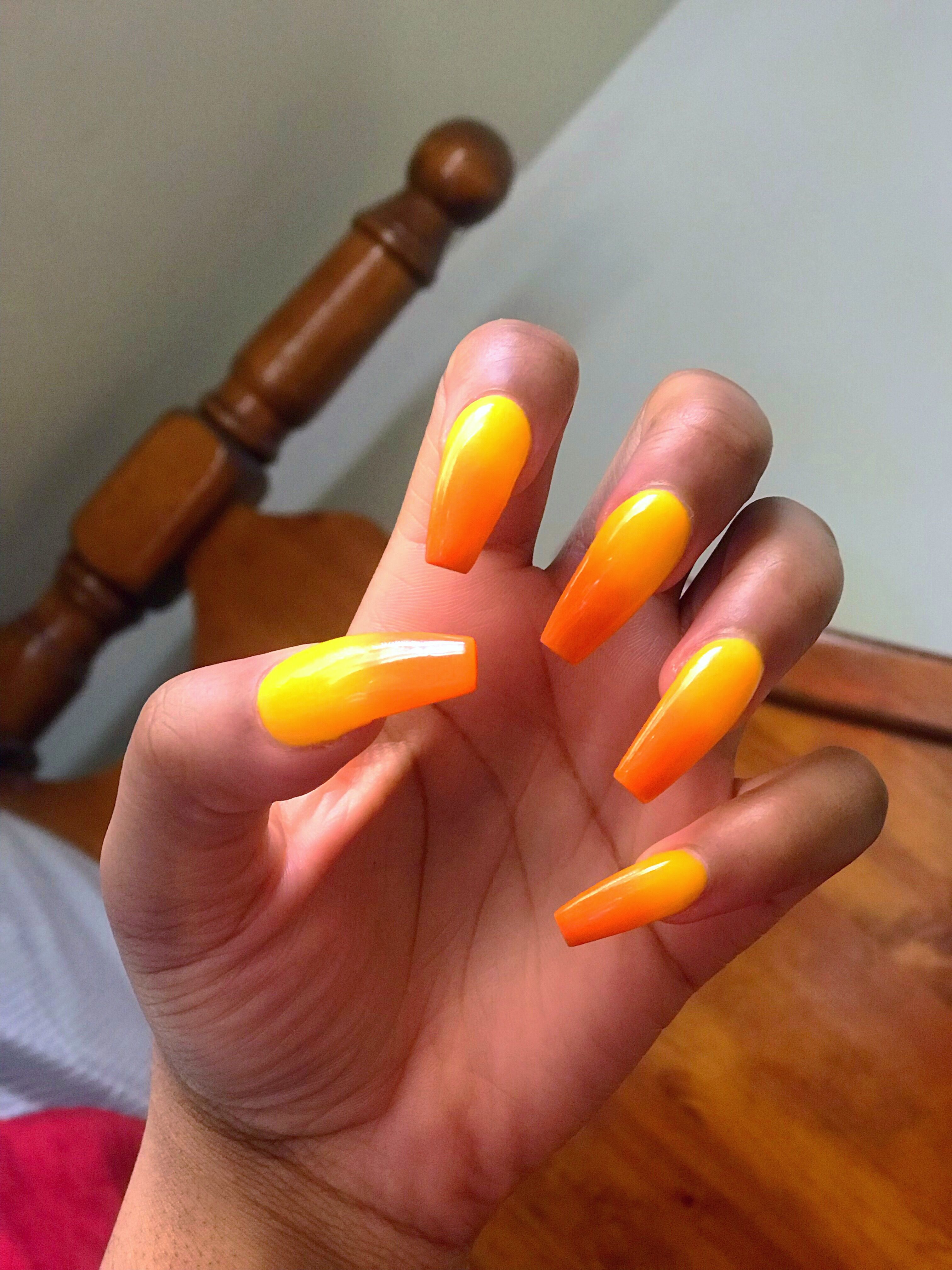 20+ Bright Yellow Nail Designs To Shine Like A Diamond - 157