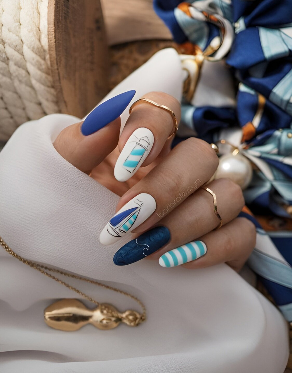 25 Breathtaking Ocean Nail Designs For A Stylish Summer - 201