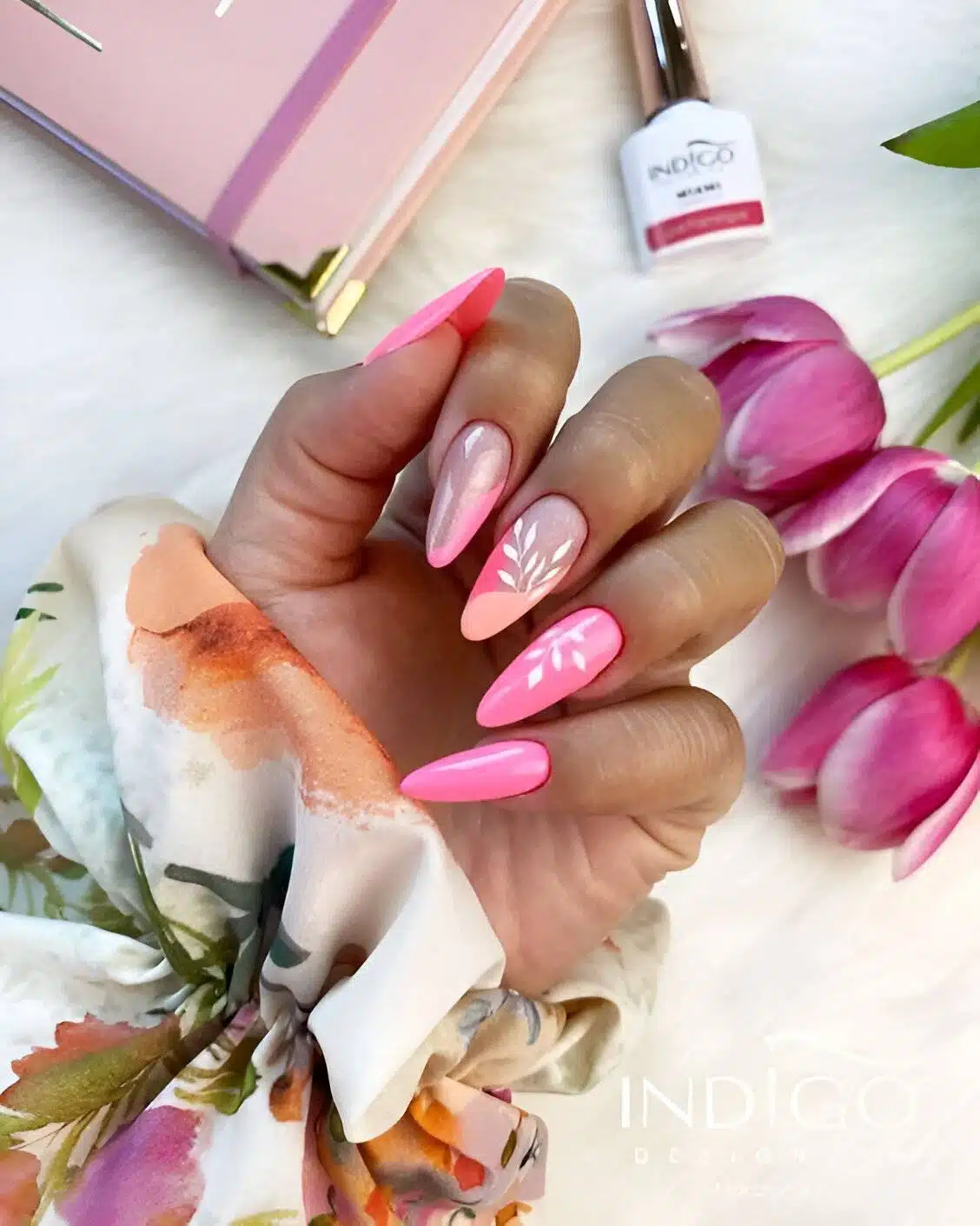 30 Dreamy Nail Designs For The Prettiest Girls - 225