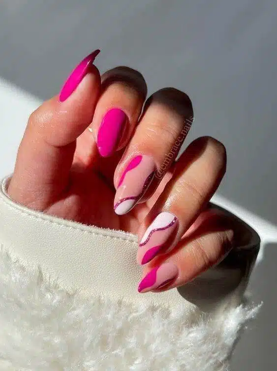 30 Hot Pink Nail Designs To Get On The Barbiecore Trend - 223