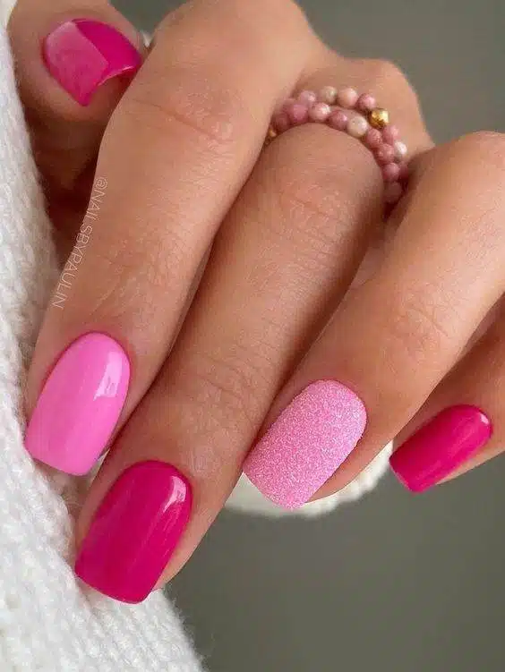 30 Hot Pink Nail Designs To Get On The Barbiecore Trend - 229