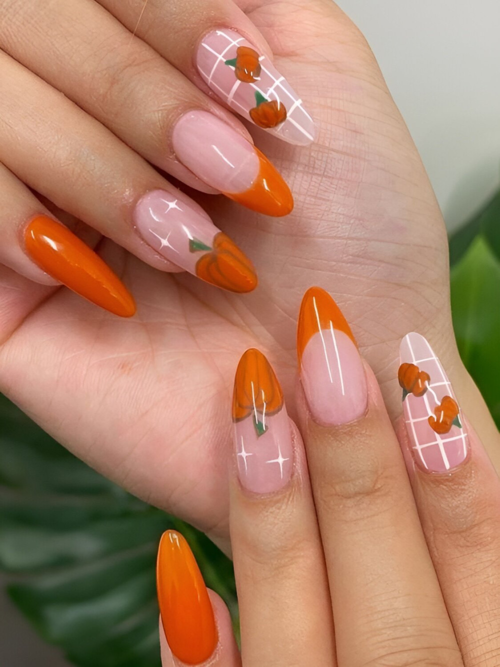 30 Stunning Burnt Orange Nails For A Gorgeous Season - 221