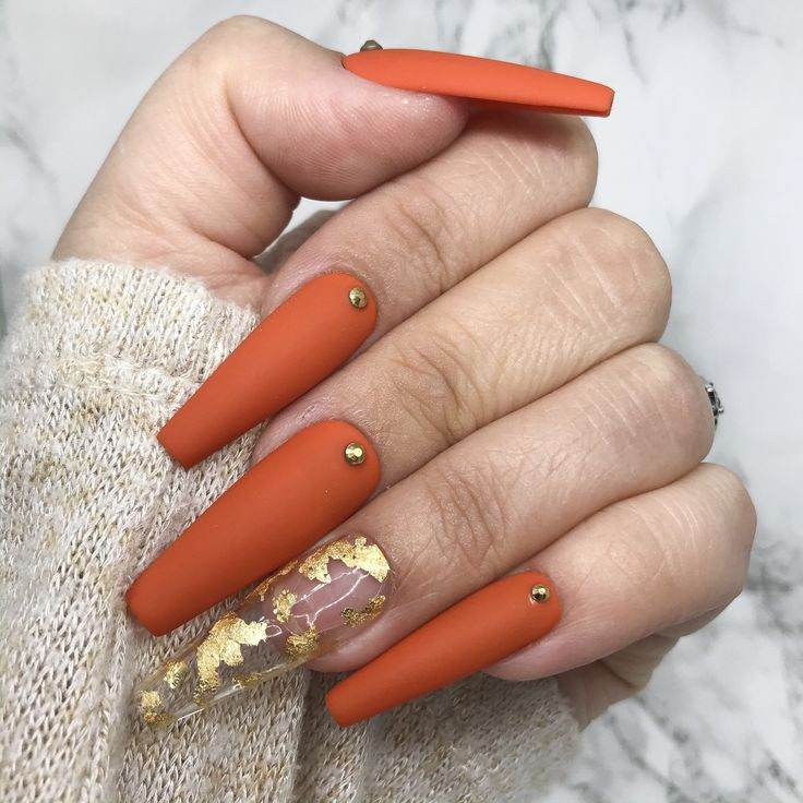 30 Stunning Burnt Orange Nails For A Gorgeous Season - 223