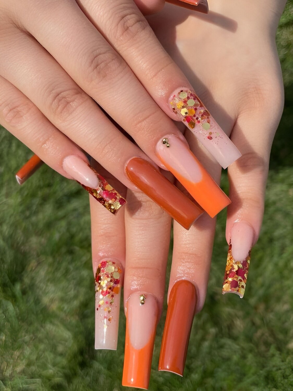 30 Stunning Burnt Orange Nails For A Gorgeous Season - 239