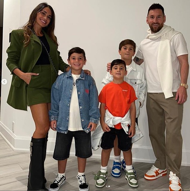 Dúo improbable: ¡La familia de Lionel Messi se une a Ed Sheeran para una sesión de fotos inolvidable!  3