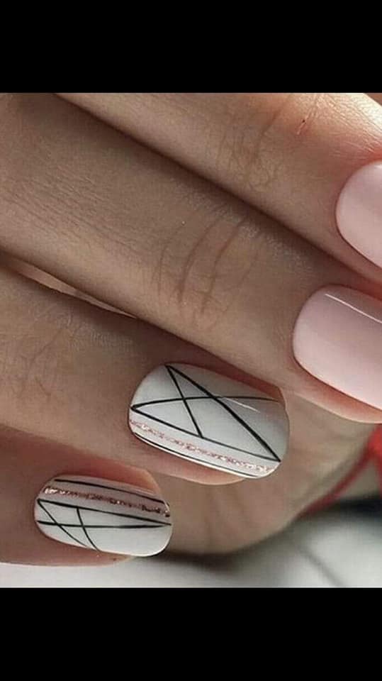 9 Elegant Nails Pale Pink White black lines golden line