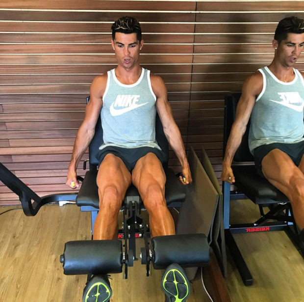 The secrets during training and rest help Ronaldo shine brightly at the age of 38 - Photo 4.