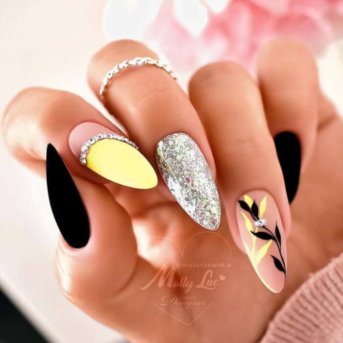 Yellow & Black Nail Designs