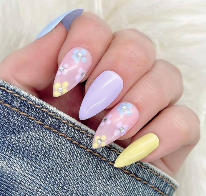 20+ Modern Nail Designs To Take Your Nail Art To The Next Level - 171