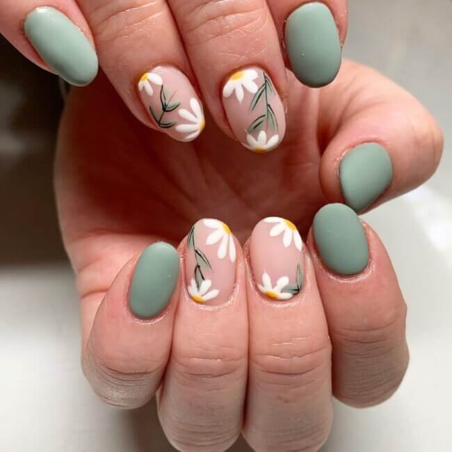 20+ Sage Green Nails That Will Totally Fresh Your Mind - 173