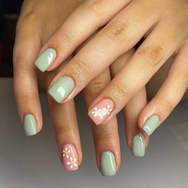 20+ Sage Green Nails That Will Totally Fresh Your Mind - 175