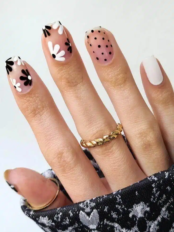 30 Effortlessly Chic Black-And-White Nail Designs So Easy To Copy - 193