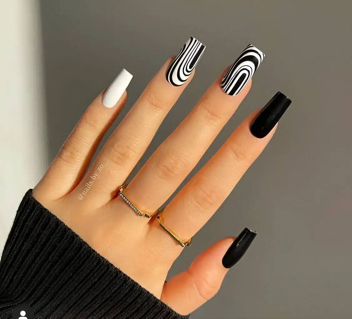 30 Effortlessly Chic Black-And-White Nail Designs So Easy To Copy - 211