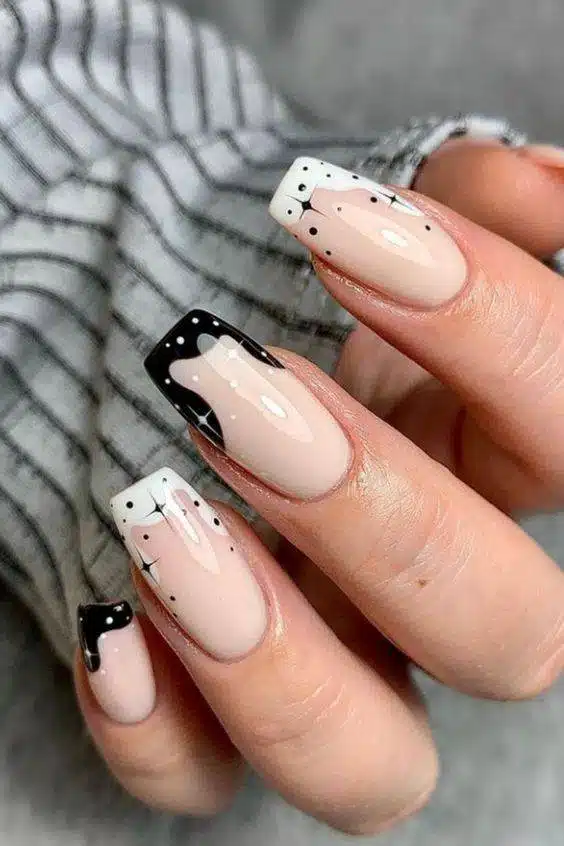 30 Effortlessly Chic Black-And-White Nail Designs So Easy To Copy - 231
