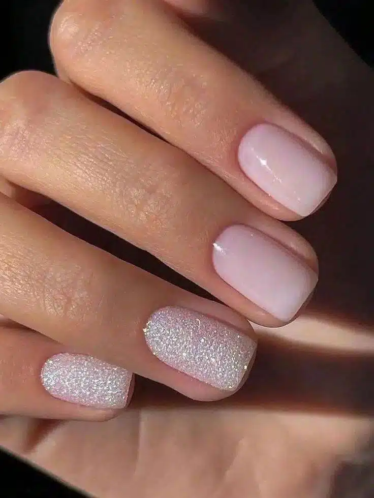 30 Graceful Short White Nail Designs For Beauty Queens - 217