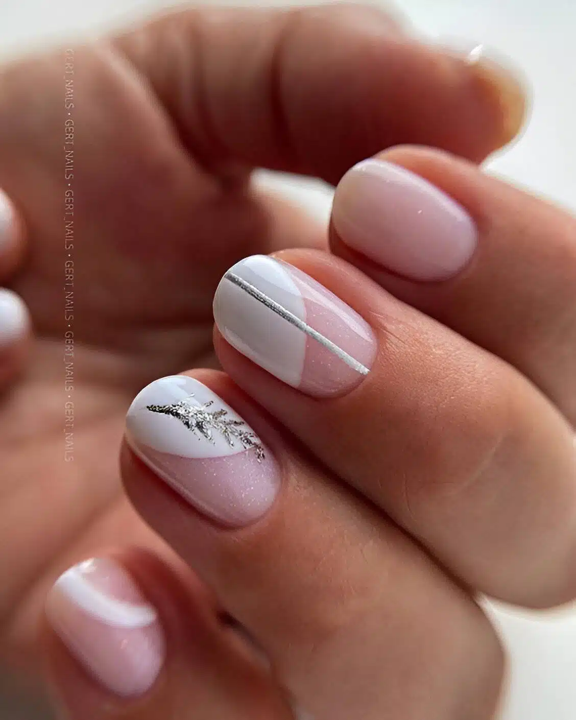 30 Graceful Short White Nail Designs For Beauty Queens - 225