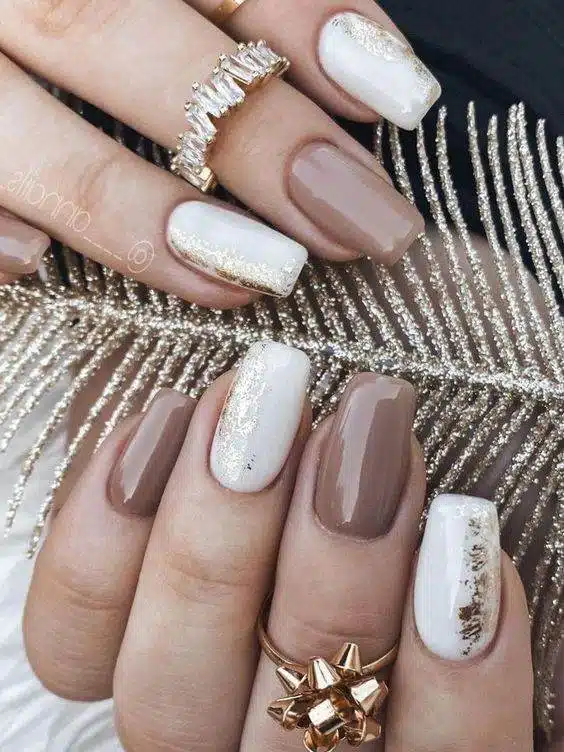 30 Graceful Short White Nail Designs For Beauty Queens - 227