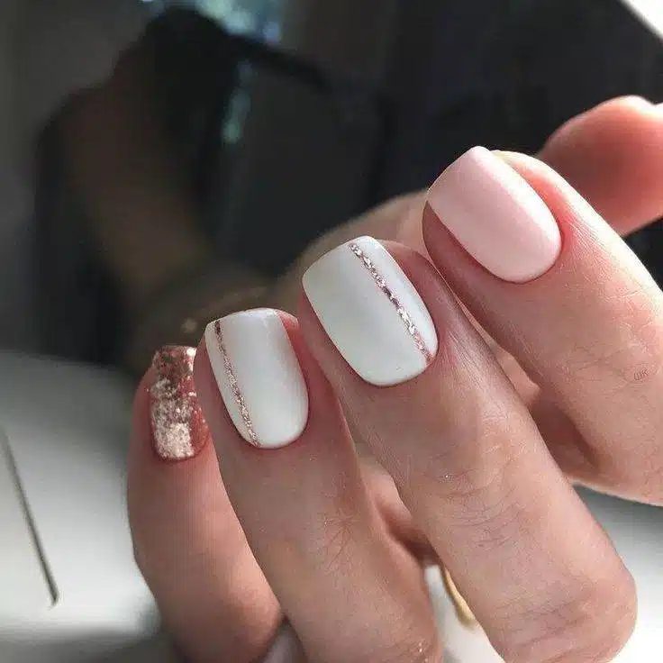 30 Graceful Short White Nail Designs For Beauty Queens - 243