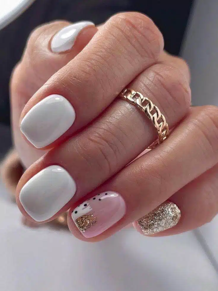 30 Graceful Short White Nail Designs For Beauty Queens - 199