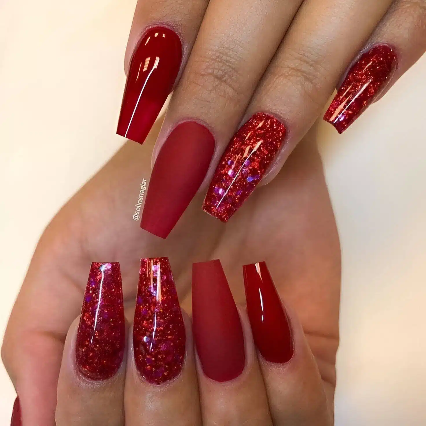 30 Red Nail Designs That Are The Epitome Of Feminine Beauty - 201