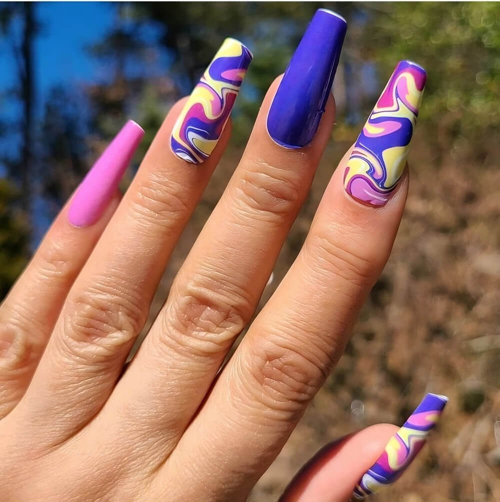 30 Swirl Nail Designs To Get Compliments From Everybody - 229