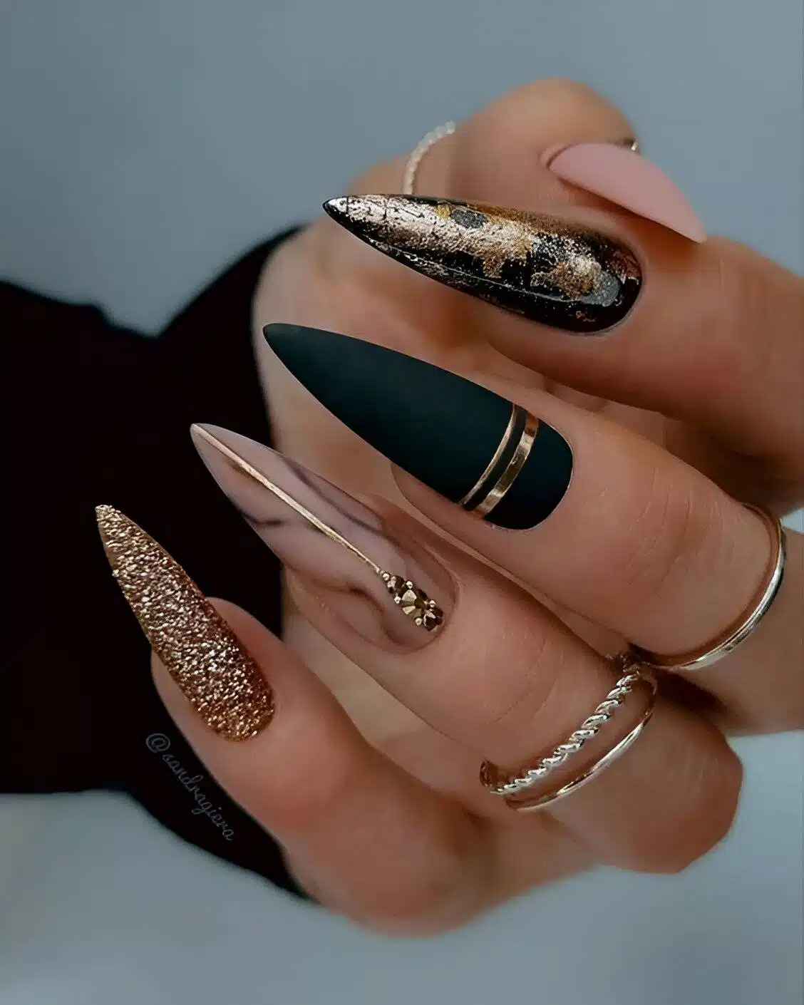 Attention, Beauty Queens: 30 Irresistible Black Acrylic Nail Designs - 211