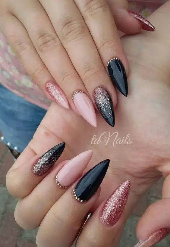 Attention, Beauty Queens: 30 Irresistible Black Acrylic Nail Designs - 219
