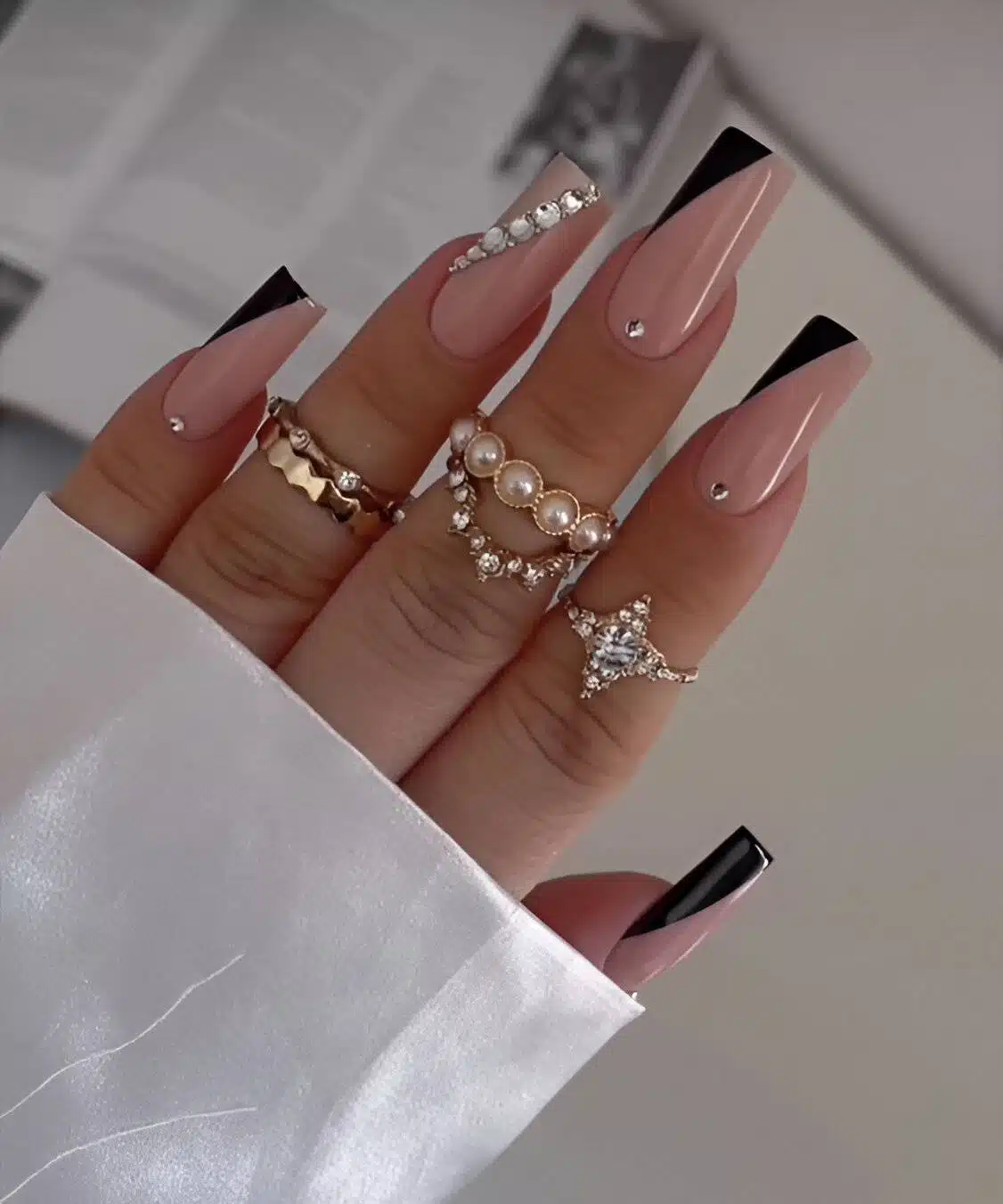 Attention, Beauty Queens: 30 Irresistible Black Acrylic Nail Designs - 251