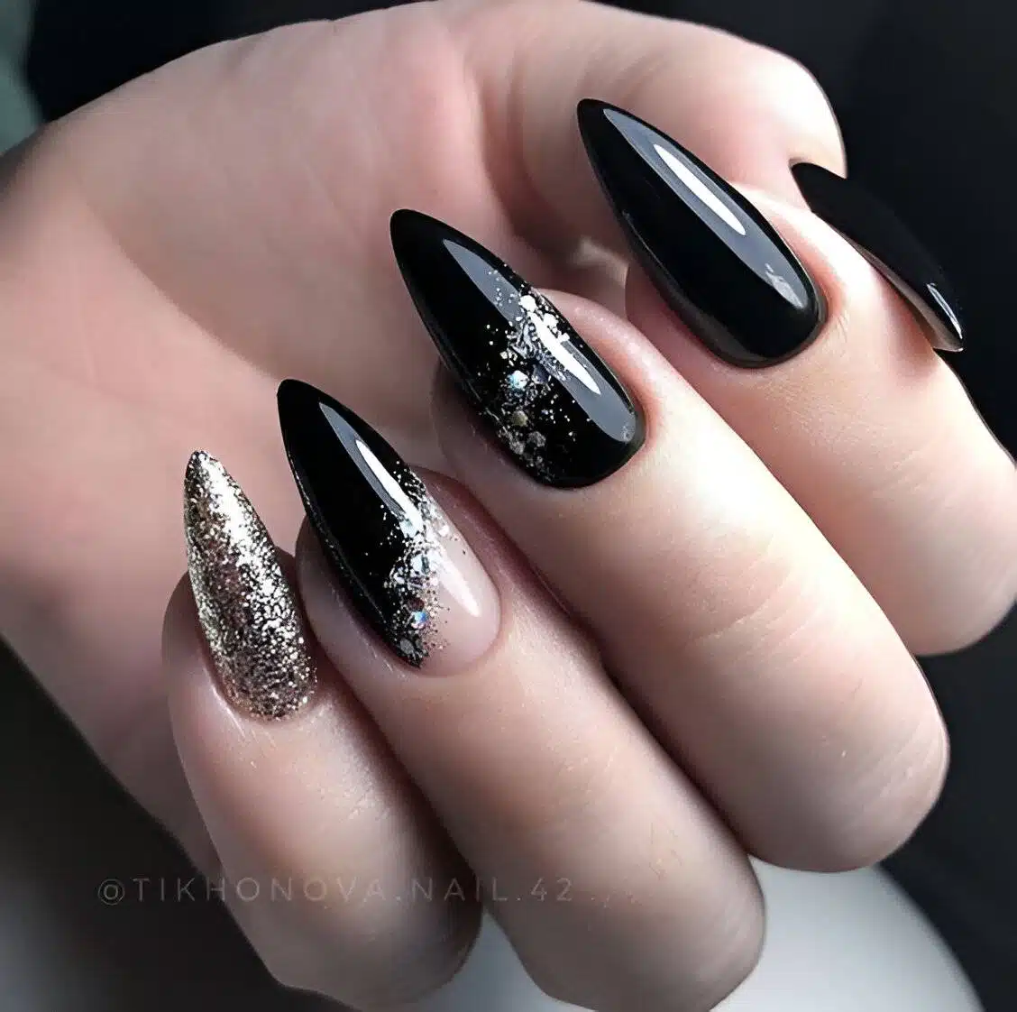 Attention, Beauty Queens: 30 Irresistible Black Acrylic Nail Designs - 203
