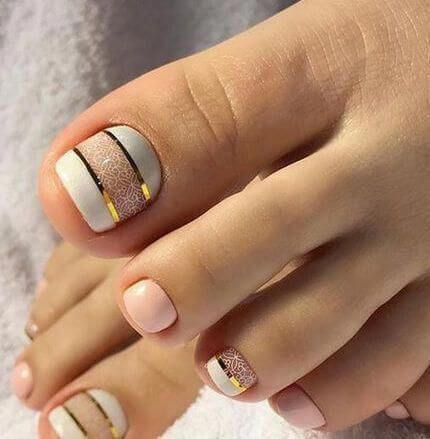 Lovely Simple Toe Nails For Your DIY Aesthetic Makeover - 103