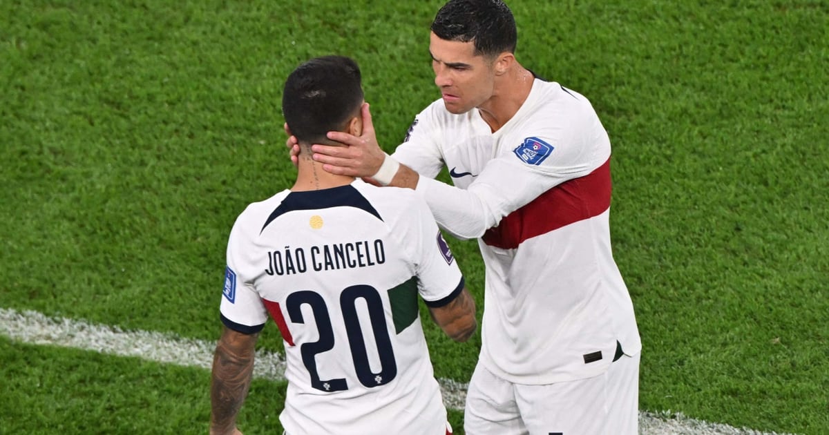 João Cancelo desata polémica sobre Cristiano Ronaldo: 'El pico de su  carrera acabó, la selección no depende de él' – Fox Sports