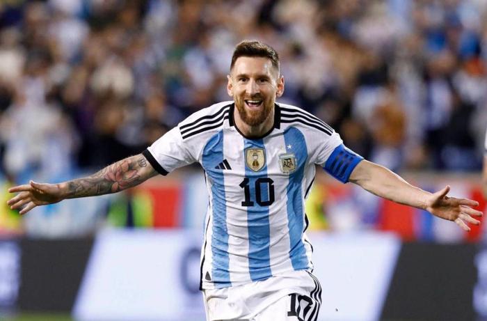 Messi trở lại trong đợt tập trung của ĐT Argentina. (Ảnh: Getty)