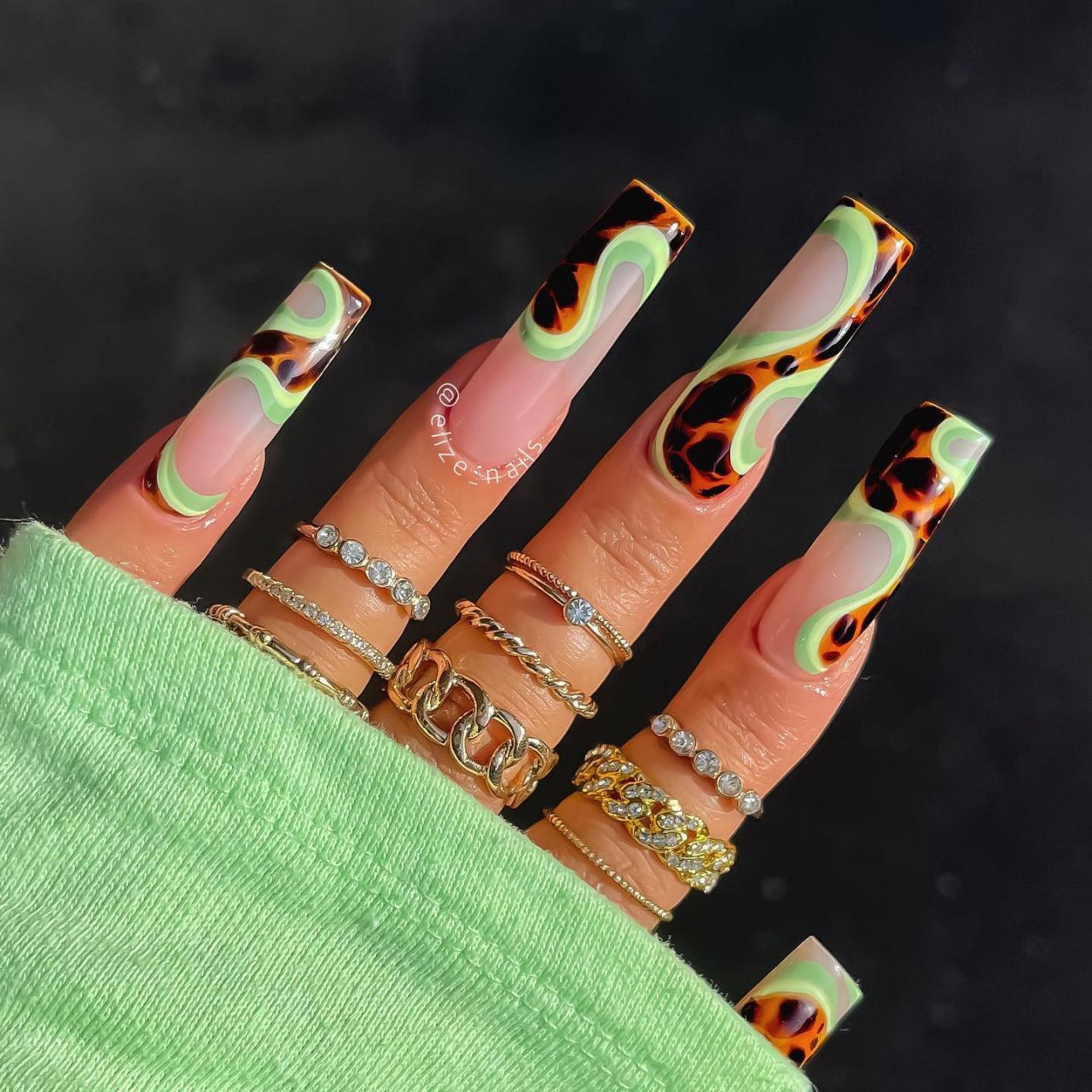 tortoise nails, tortoise nails design, tortoise nails tips, tortoise nail art, tortoise nails ideas, tortoise nails acrylic, swirl nails, green nails, swirl nails ideas, swirl nails designs