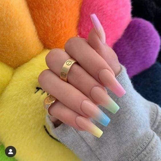 55 Multicolor Nails efeito Ombre com Rosa Celestial verde amarelo nas pontas quadradas